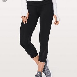 Lululemon Inspire II Crop